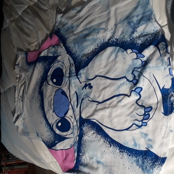 Disney Tops - Stich tee/ BUNDLE ONLY (2 or more items)